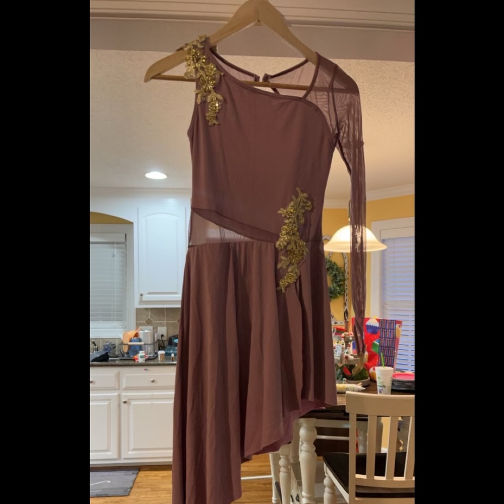 Weismann dance costume